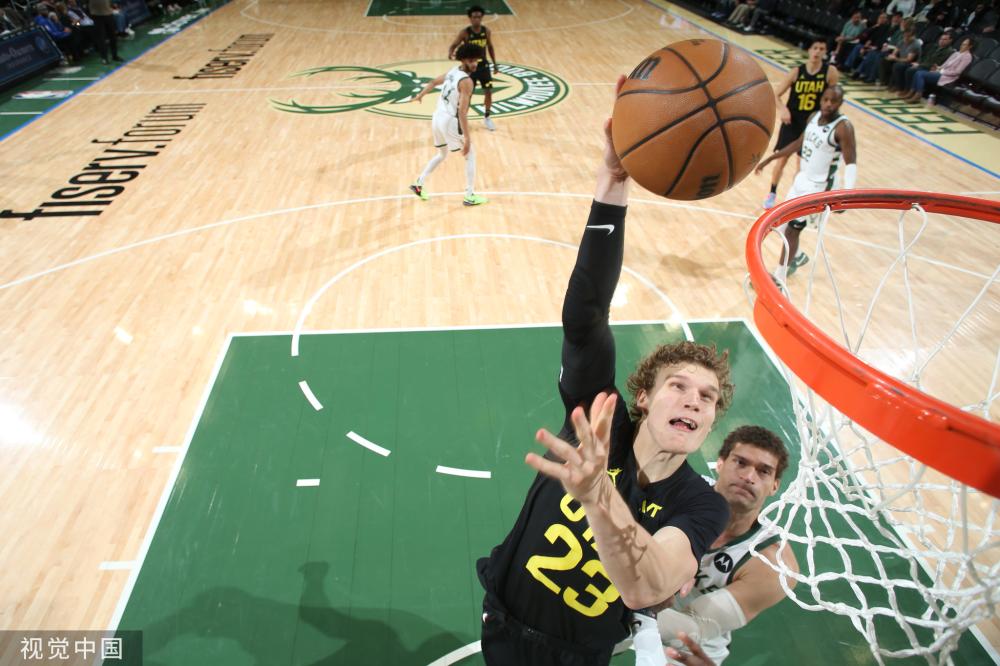 该运动员最 该运动员最