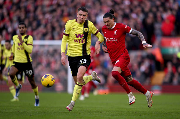 台上展现自 台上展现自